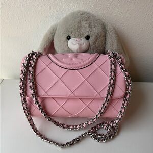 Tory Burch Fleming Shoulder Bag.